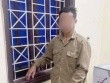 Bắt giữ khẩn cấp nam phụ huynh xông vào trường, đánh cô giáo túi bụi