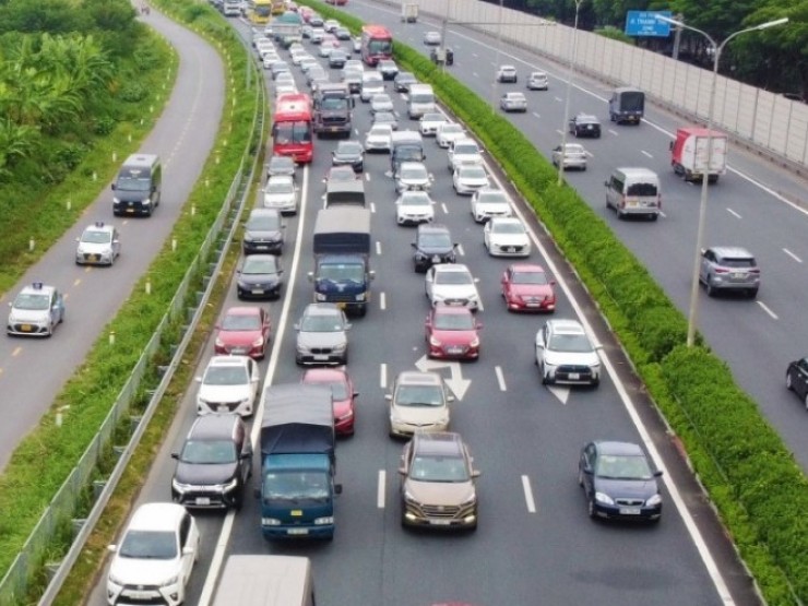 Cách ra vào TP Hà Nội dịp 30/4- 1/5 để “không bị chôn chân một chỗ“