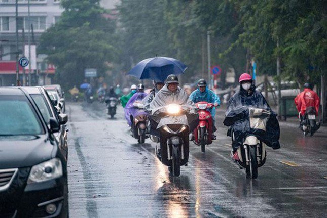 Miền Bắc đón mưa liên tiếp từ chiều tối 29/4 đến ngày 1/5.