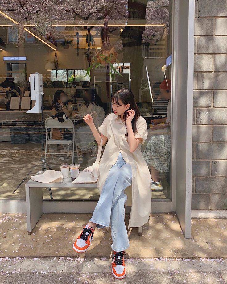 Chị em đi xem diễu binh 30/4 tham khảo ngay 8 outfit vừa ăn ảnh vừa thoải mái này - 7
