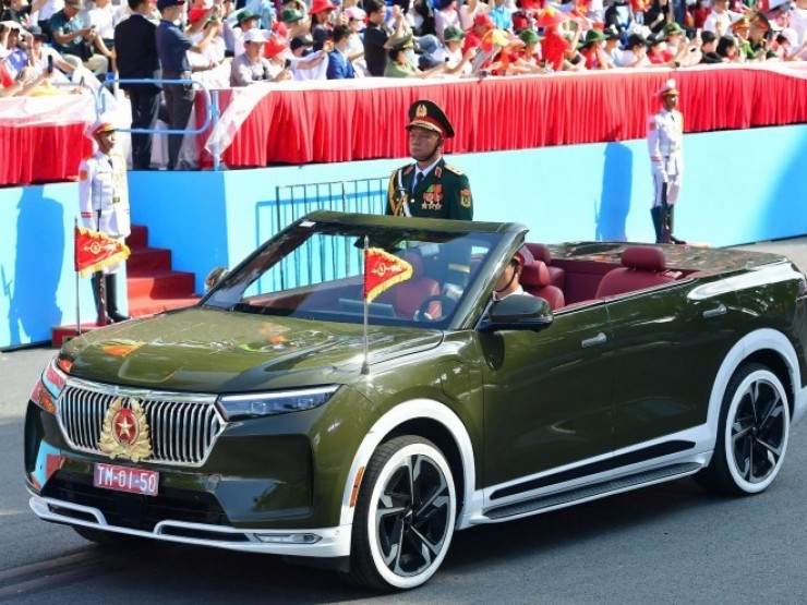 Có gì đặc biệt ở chiếc VF 9 mui trần phục vụ lễ diễu binh, diễu hành 30-4?