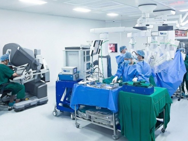 Việt Nam có “Siêu Robot” thế hệ mới hỗ trợ hơn 120 loại phẫu thuật phức tạp