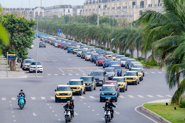 Hãng xe điện VinFast tiếp tục củng cố vị trí số 1 về thị phần xe ô tô điện tại Việt Nam