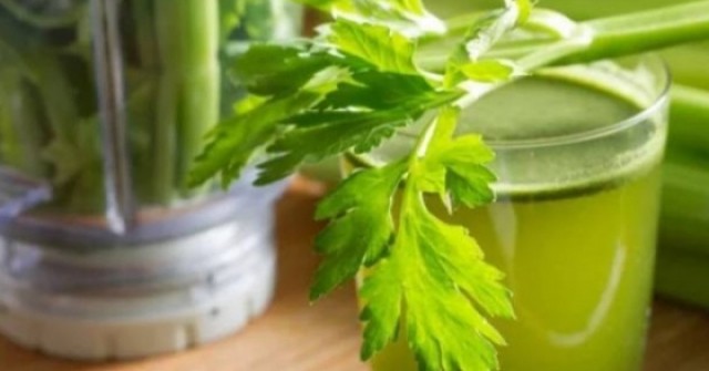 Điều gì xảy ra nếu uống nước ép cần tây mỗi ngày?