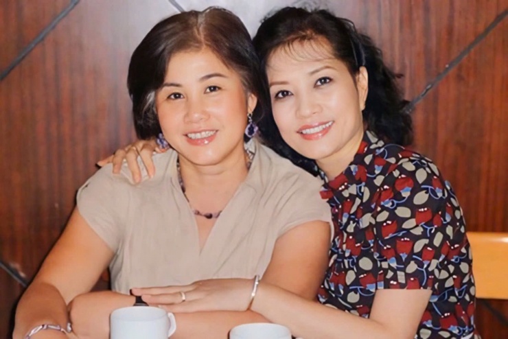 Sau bộ phim, Thúy An (bên trái; bên phải là NSƯT Hà Xuyên - PV) tiếp tục góp mặt trong nhiều tác phẩm như: Mùa gió chướng, Mùa nước nổi, Vùng gió xoáy... Tuổi 30, vì chồng qua đời, bà giã từ sự nghiệp, đưa con gái qua Lào để mở tiệm kinh doanh trang sức. Sau này, Thúy An kết hôn với một Việt kiều Đức, cùng ông và con gái sang châu Âu định cư. Thỉnh thoảng, nữ diễn viên về Việt Nam làm từ thiện, gặp gỡ các đồng nghiệp xưa.