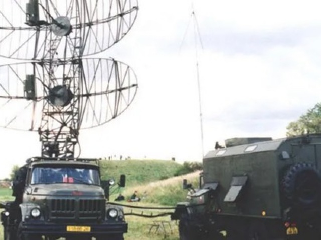 Ukraine “vô hiệu hóa“ radar Nga ở Kursk bằng UAV “lạ“