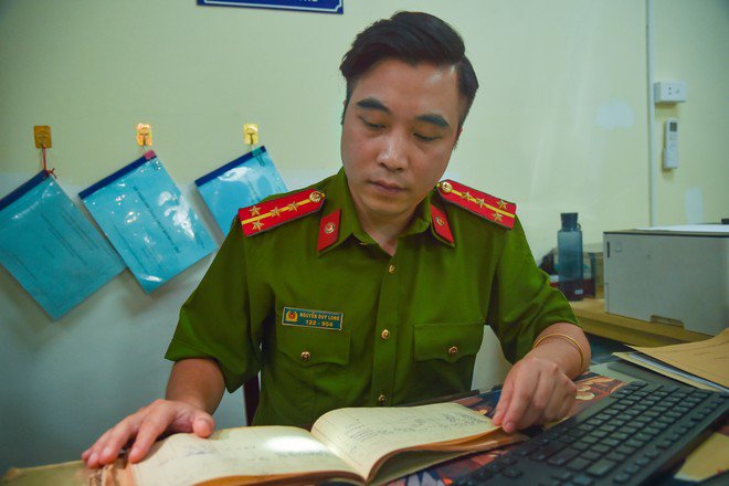 Đại uý Nguyễn Duy Long cho biết "Với thông tin ít ỏi và chỉ một cái tên Chu Nghiêm, chúng tôi đã lục tìm từ tàng thư đến dữ liệu dân cư. Tia sáng đã hé mở khi qua dữ liệu dân cư chúng tôi tìm được bác Chu Nghiêm với những đặc điểm thời gian trùng khớp..."