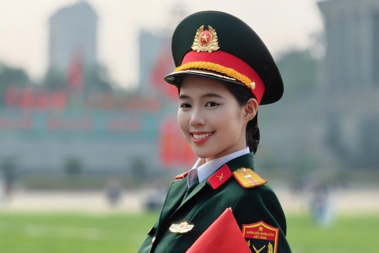 Nữ quân nhân tại Hoa hậu Việt Nam tiếp lửa truyền thống cách mạng của gia đình