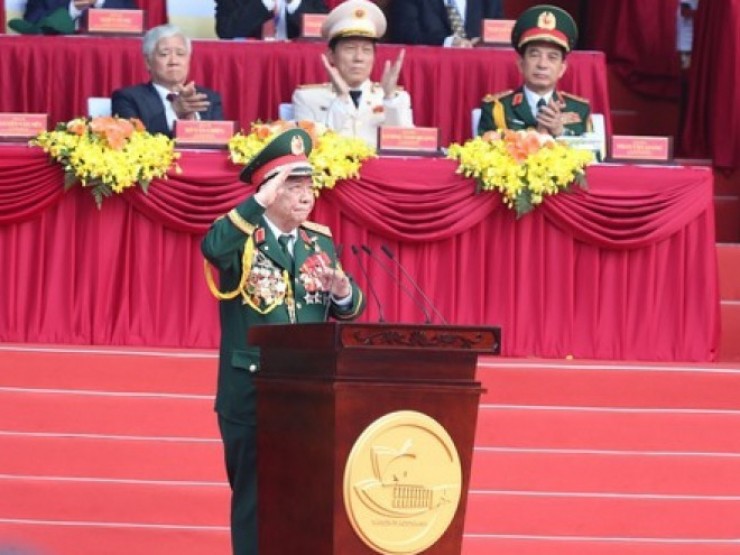 Chân dung vị tướng phát biểu tại lễ kỷ niệm 50 năm thống nhất đất nước