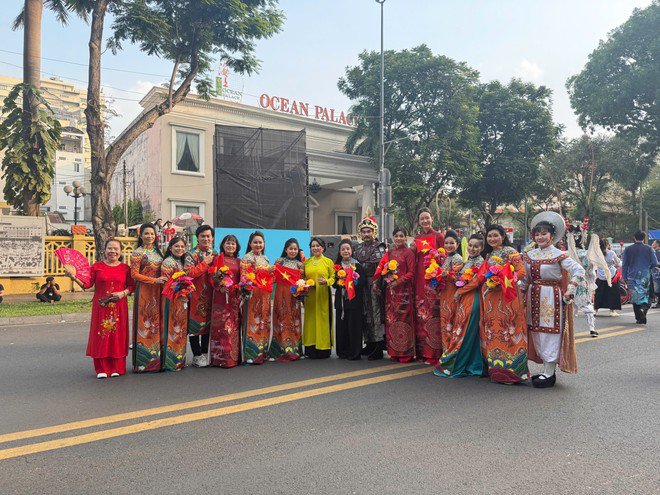 Dàn Hoa hậu chia sẻ cảm xúc sau khi tham gia lễ diễu binh, diễu hành dịp Đại lễ 30/4 - 18