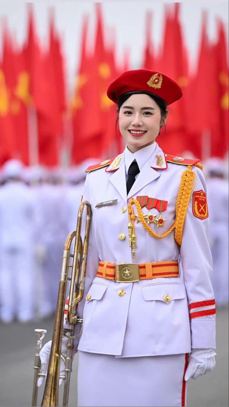 Những bóng hồng tài sắc tại lễ kỷ niệm 50 năm thống nhất đất nước - 22
