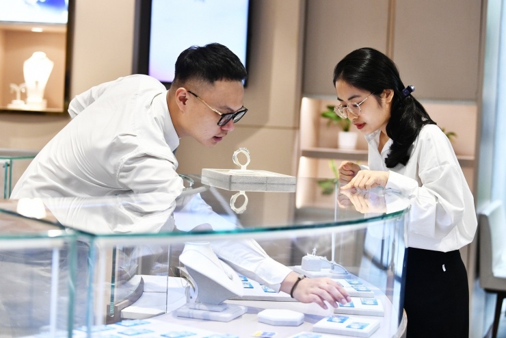 Nhu cầu mua vàng của Việt Nam giảm. Ảnh: Thạch Thảo