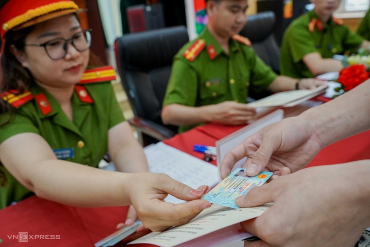 Hơn 8.000 phạm nhân nhận quyết định đặc xá - 7