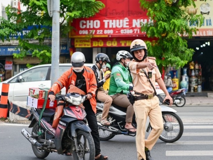 Chính phủ đề xuất tăng mức phạt vi phạm giao thông lên đến 150 triệu đồng