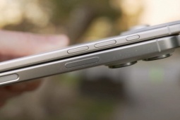 Rò rỉ hình ảnh cho thấy độ mỏng đáng kinh ngạc của iPhone 17 Air