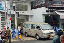 Thi thể 3 người cùng gia đình trong căn hộ du lịch