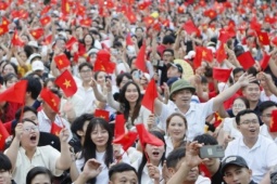 Cảm xúc người dân trong lễ kỷ niệm 50 năm thống nhất đất nước