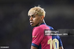 Tin mới nhất bóng đá chiều 1/5: Yamal bị chê vẫn kém Dembele, Mbappe