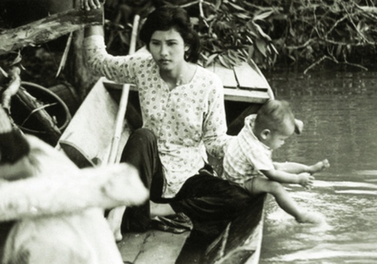 Diễn viên Thúy An. 