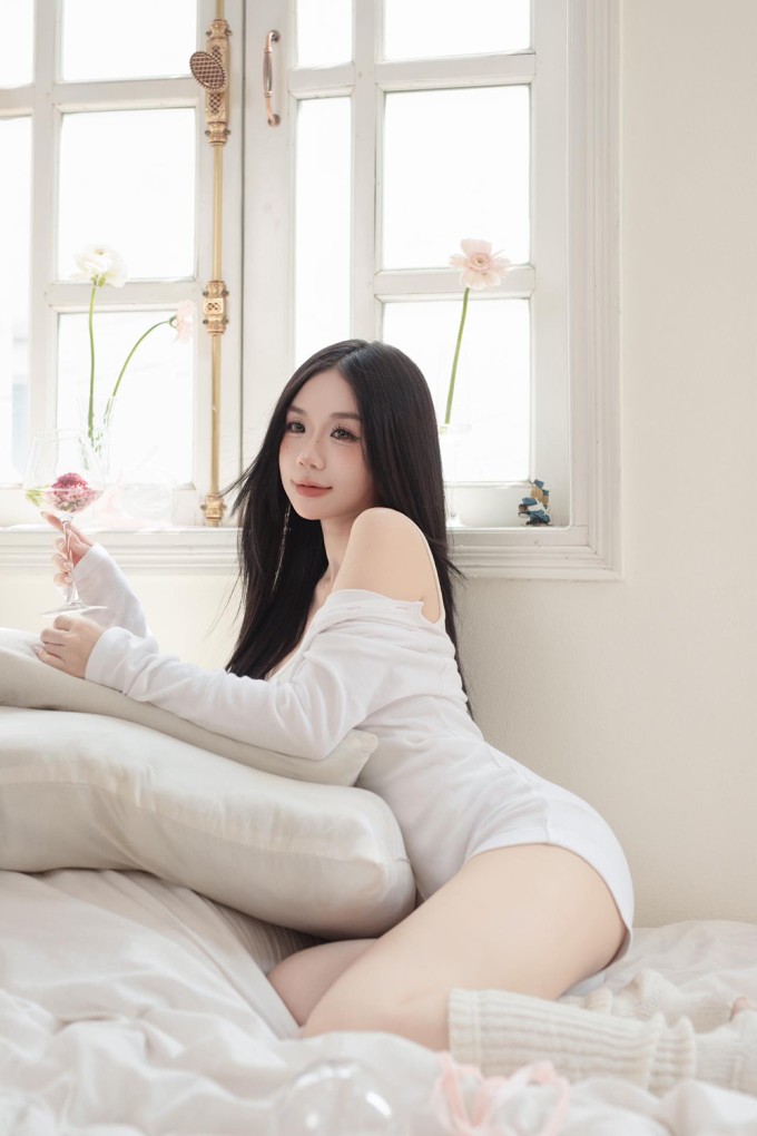 Vẻ gợi cảm của vợ sắp cưới Đạt G - 12