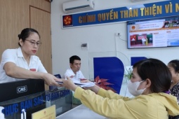 Giám đốc sở, tỉnh ủy viên làm bí thư, chủ tịch xã phải biết ' xắn quần lội ruộng '