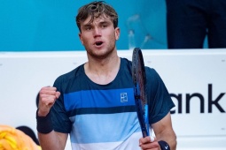 Rực lửa tennis Madrid Open ngày 9: Draper loại Arnaldi, Sabalenka thể hiện đẳng cấp