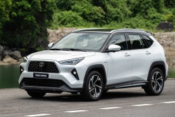 Toyota Yaris Cross phiên bản hybrid có mức tiêu thu nhiên liệu ra sao?