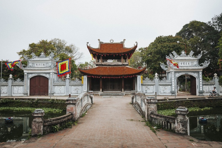 Ngôi chùa cổ ở ngoại ô Hà Nội sở hữu nhiều &#39;báu vật&#39;, có cả địa đạo chắc chắn - 2