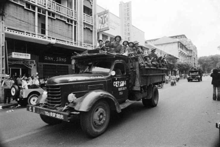 TP HCM xưa và nay qua các địa điểm lịch sử năm 1975 - 21