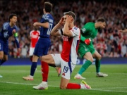 Arsenal mạo hiểm Ngoại hạng Anh, dốc toàn lực Cúp C1: Coi chừng  " xôi hỏng bỏng không " 