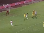 Bóng đá - Video bóng đá Hải Phòng - SLNA: Đôi công hấp dẫn, cột dọc cứu thua (V-League)