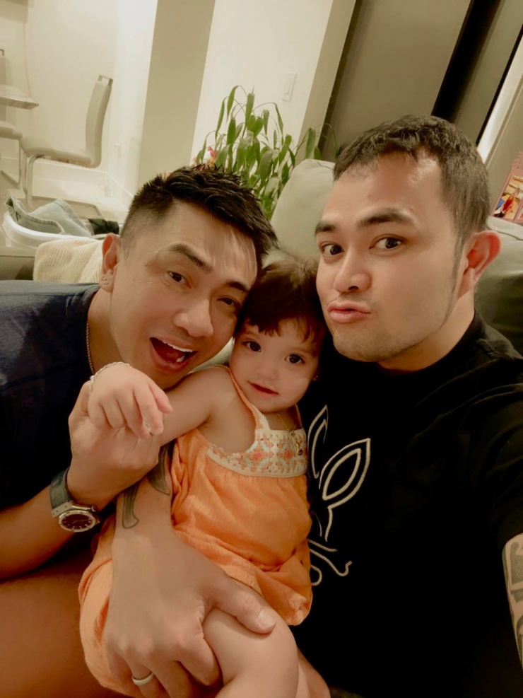 Điền Thái Toàn cho biết cuộc sống của anh và Ethan đã thay đổi hoàn toàn từ khi bé Camilia Dương, tên thân mật là Cat, chào đời.