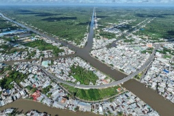 TP Ngã Bảy nơi hội tụ 7 dòng sông ở miền Tây