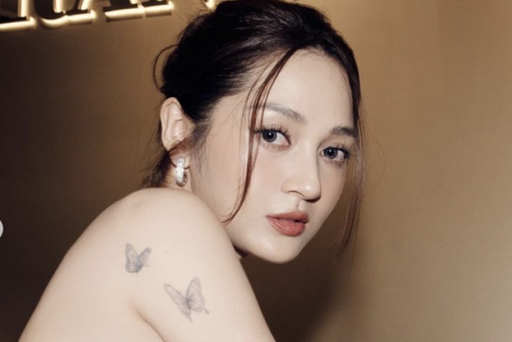 Bảo Anh, Liz Kim Cương gây tranh luận
