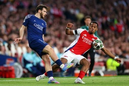 Arsenal thiệt quân trước bán kết lượt về gặp PSG, đau đầu vị trí hậu vệ phải