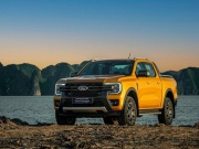 Giá xe Ford Ranger tháng 5/2025, ưu đãi 50% lệ phí trước bạ