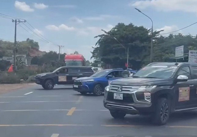 Trưởng ban tổ chức Caravan thiện nguyện 2030 xin lỗi và cho biết đó chỉ là hành động bột phát, nôn nóng của một số thành viên.