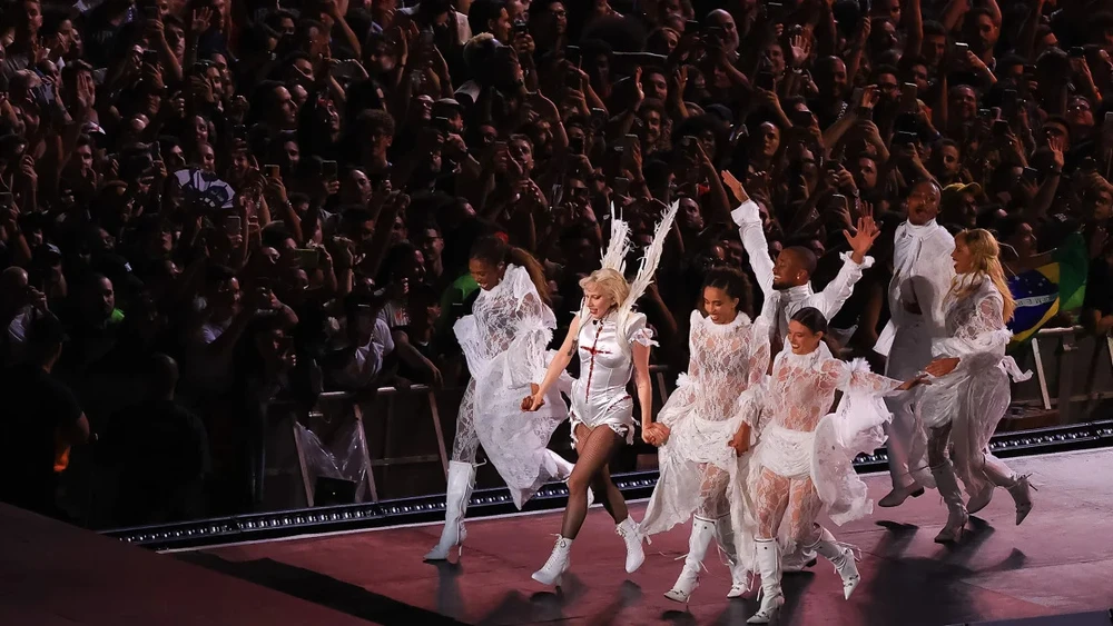 Nữ ca sĩ Lady Gaga biểu diễn tại Brazil ngày 3-5. Ảnh: BUDAS MENDES/GETTY IMAGES