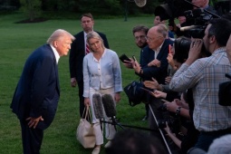 Thế giới 24h: Thêm mặt hàng bị ông Trump ra lệnh đánh thuế 100% ngay lập tức