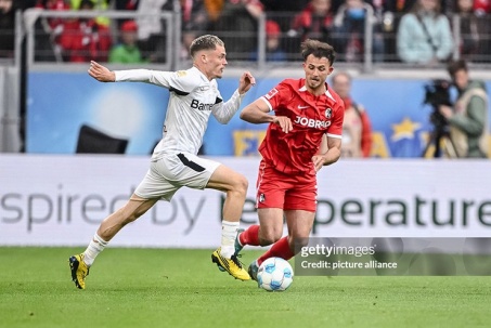 Video bóng đá Freiburg - Leverkusen: Kịch tính 4 bàn, dâng cúp cho Bayern (Bundesliga)