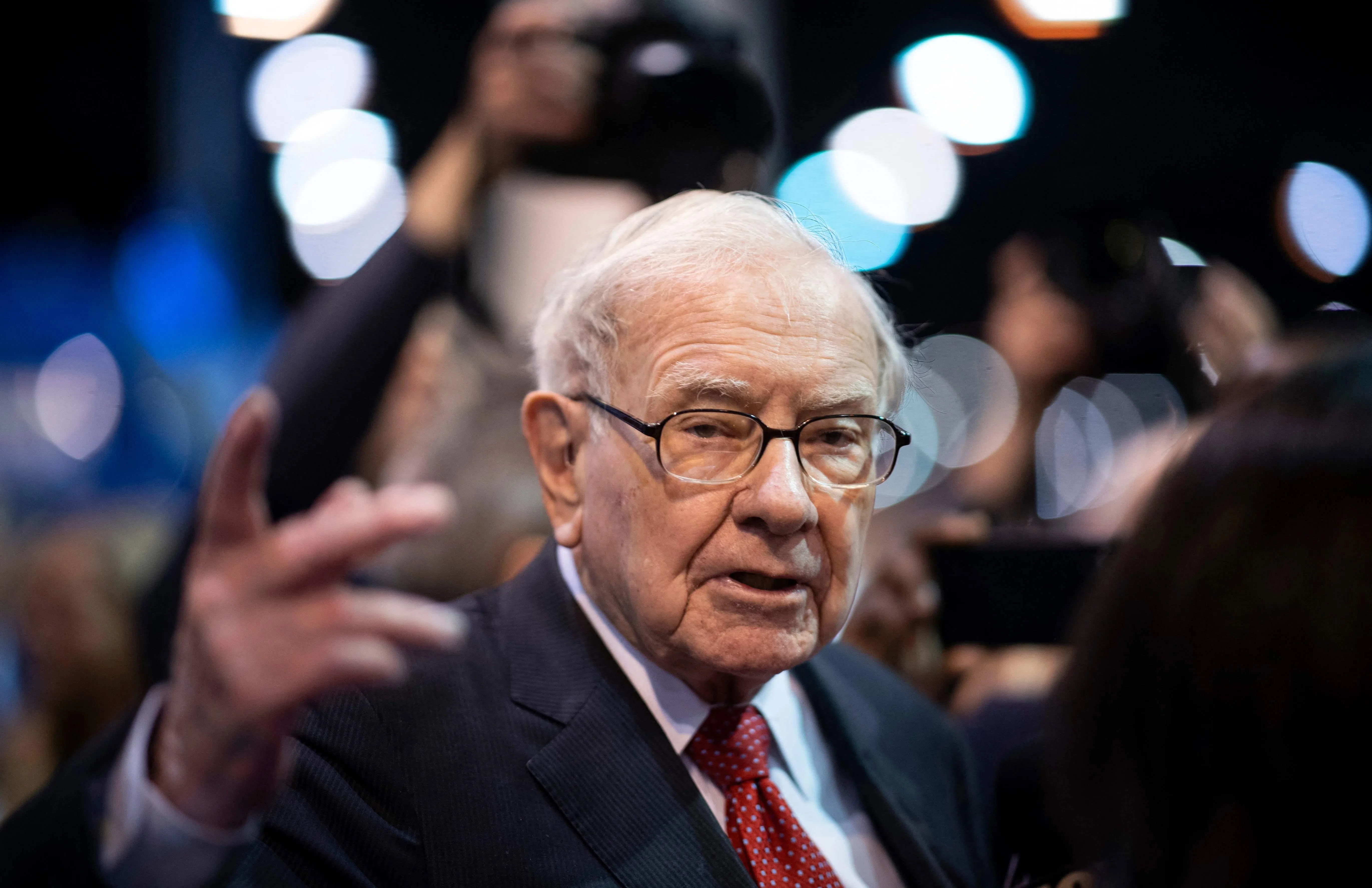 Thiên tài đầu tư Warren Buffett