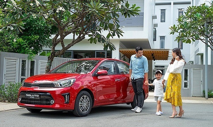 Giá xe KIA Soluto niêm yết và lăn bánh tháng 5/2025 - 1