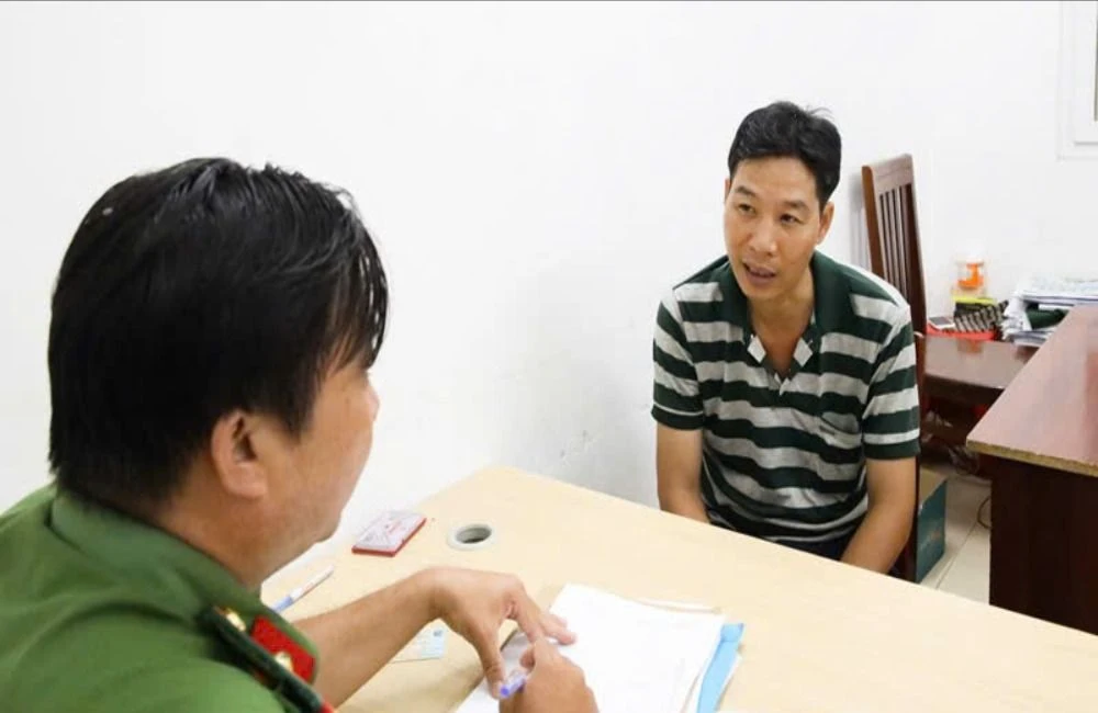 Công an đã nhanh chóng triệu tập người đàn ông lên làm việc.