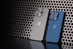 iPhone thiết kế sang trọng, chụp ảnh xịn như 16 Pro Max, giá rẻ hơn