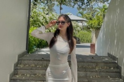 Em gái thủ môn Đặng Văn Lâm khoe vẻ gợi cảm ở tuổi 18