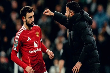 Đại gia Al Hilal muốn mua đội trưởng Fernandes giá khủng, MU phản ứng ra sao?