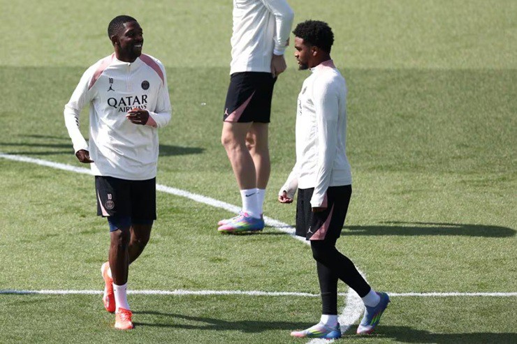 HLV&nbsp;Enrique xác nhận&nbsp;Dembele&nbsp;sẽ góp mặt ở trận tái đấu Arsenal