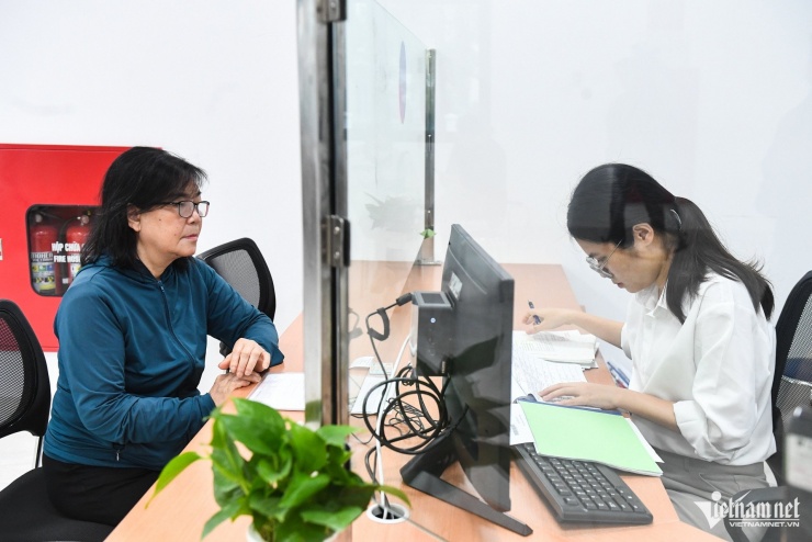 Bộ Nội vụ báo cáo cấp có thẩm quyền dự kiến phương án giảm 20% biên chế (không bao gồm viên chức sự nghiệp giáo dục và y tế). Ảnh minh họa: Lê Anh Dũng