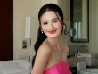 Ý Nhi tự trang điểm, hóa công chúa ngày đầu thi Miss World
