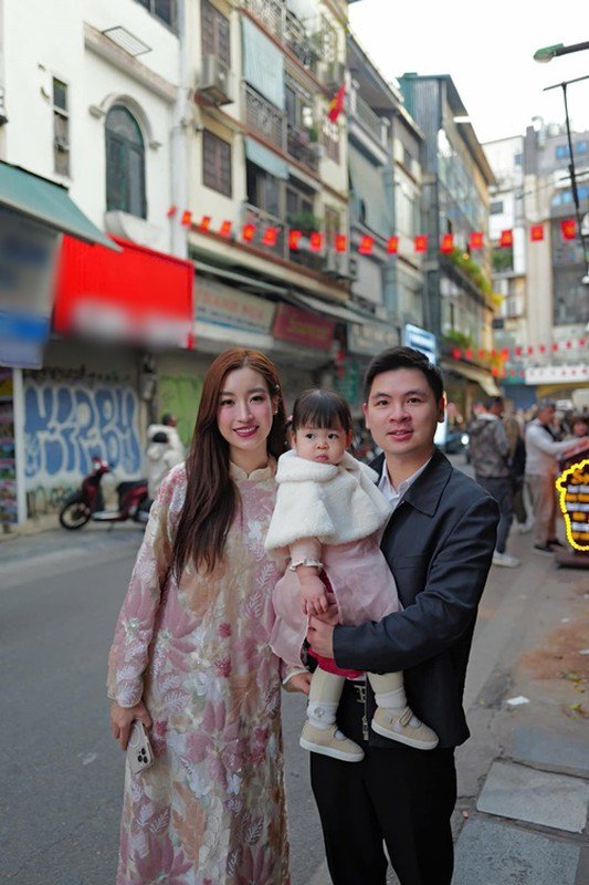 Mỹ Linh thường xuyên đăng tải hình ảnh, video con gái trên mạng xã hội. Ảnh: FB Đỗ Mỹ Linh.